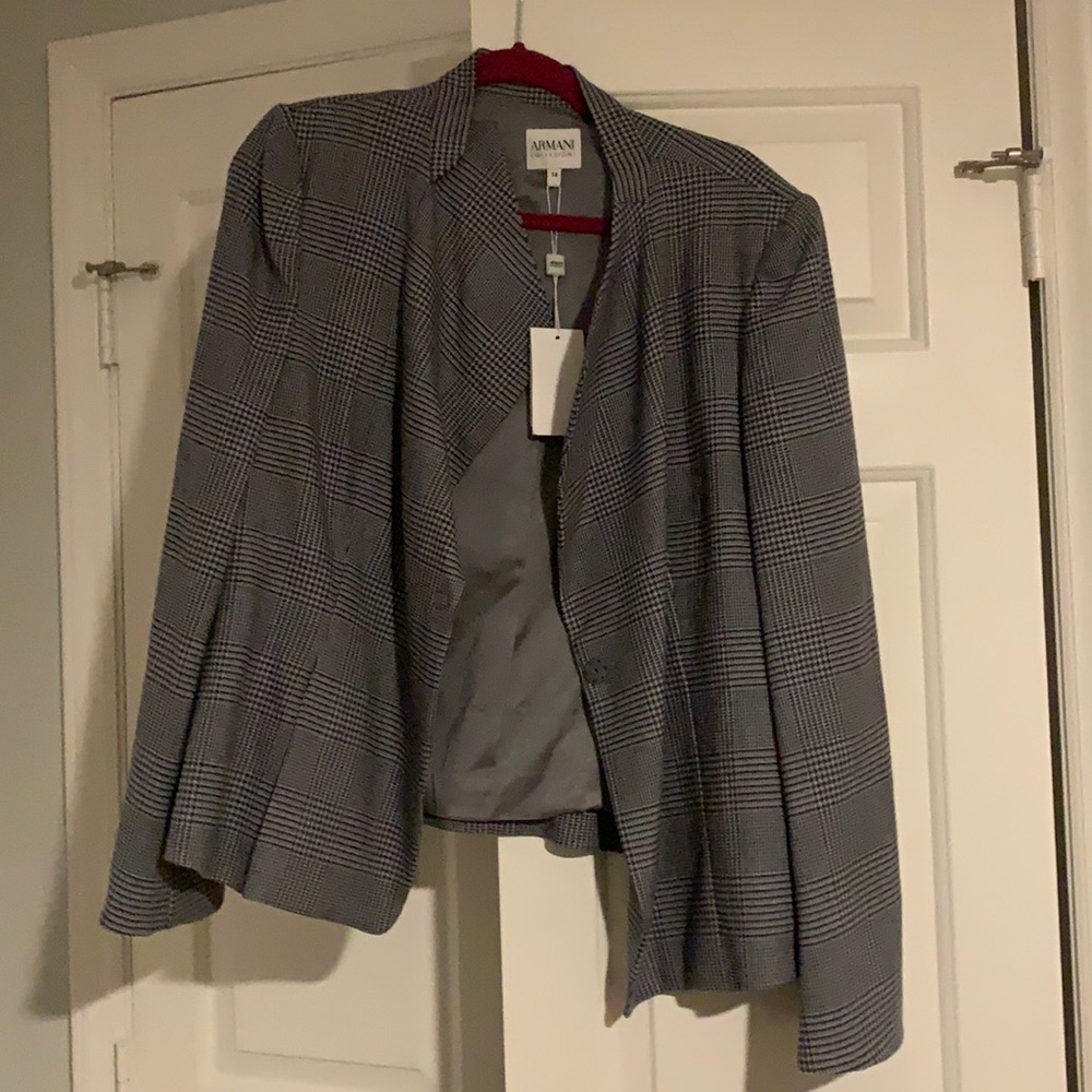 🔹New Armani jacket🔹